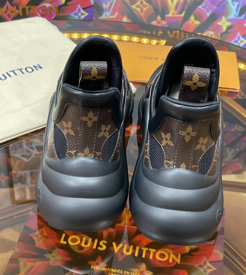 Louis Vuitton Sneakers